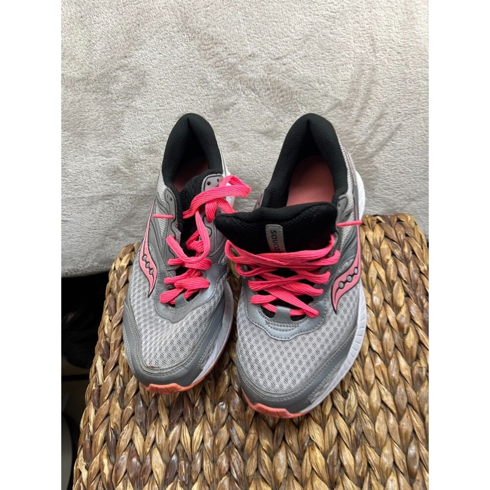 Saucony Guide Shoes Womens 8 W Gray Pink Sneakers S10472-3
